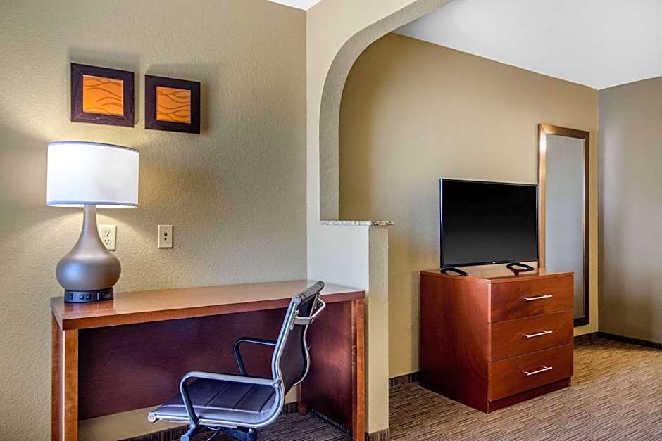 Comfort Inn & Suites Lagrange