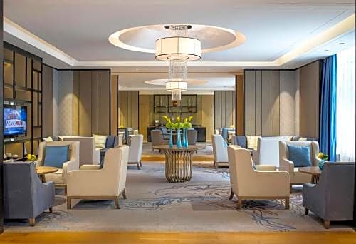 Holiday Inn Zhongshan Downtown, an IHG Hotel