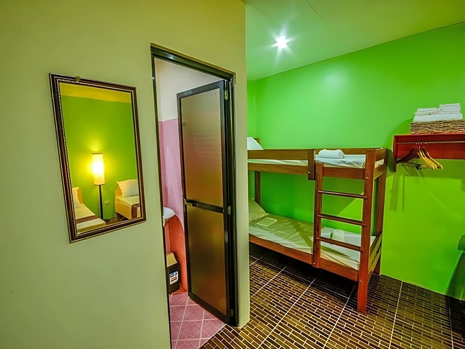 OYO 622 Butterfly Totem Guesthouse