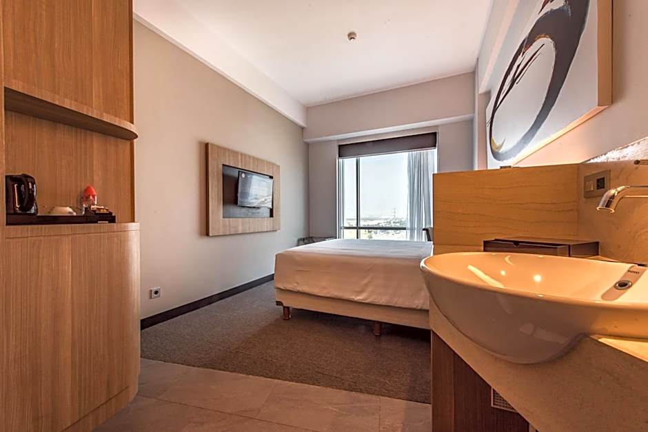 Enso Hotel Cikarang