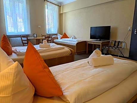 Triple Room with Bathroom