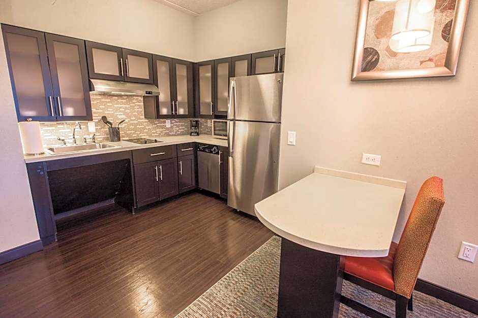 Staybridge Suites Latham By IHG