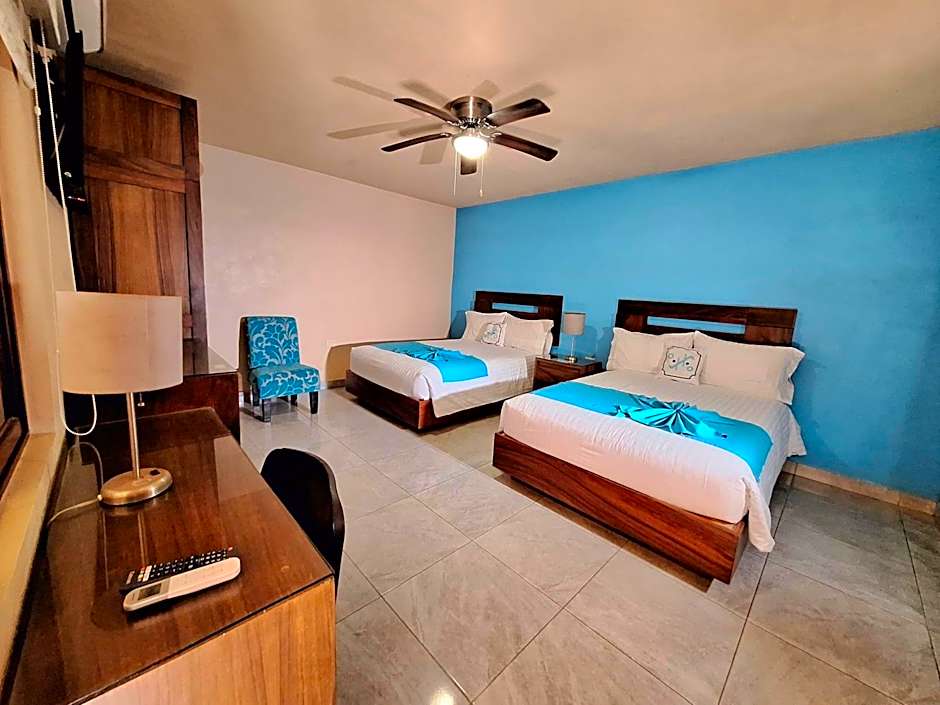 Pacific Inn hotel