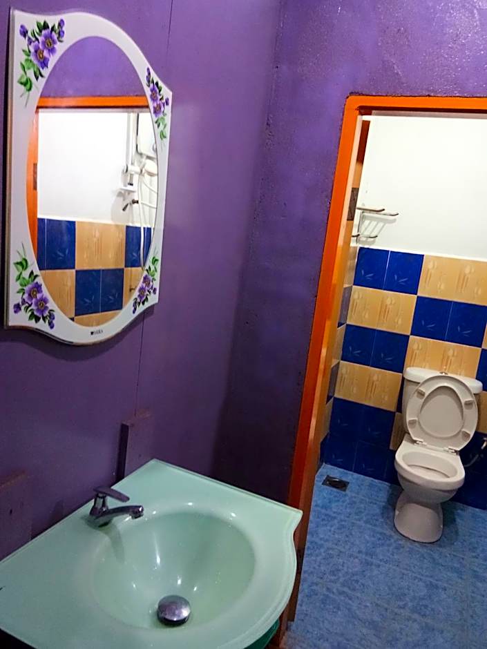 Taman negara rainbow guest house