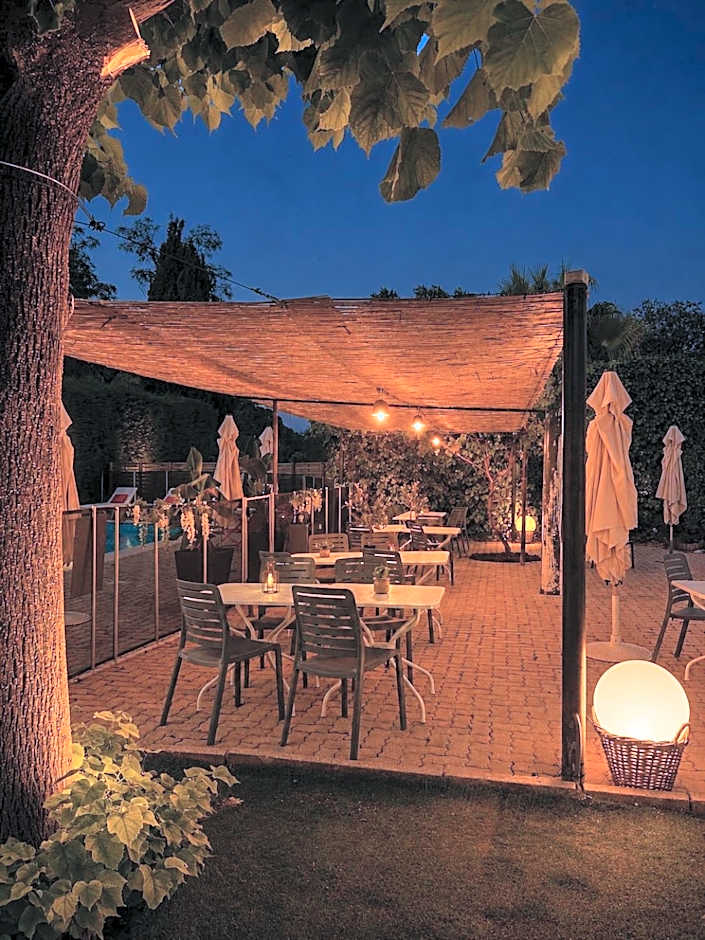 Hotel Cayrons Vence & St Paul de Vence