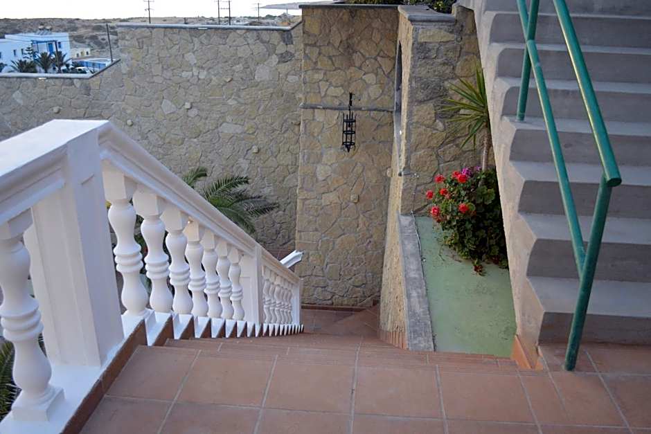 Hotel Finiki View