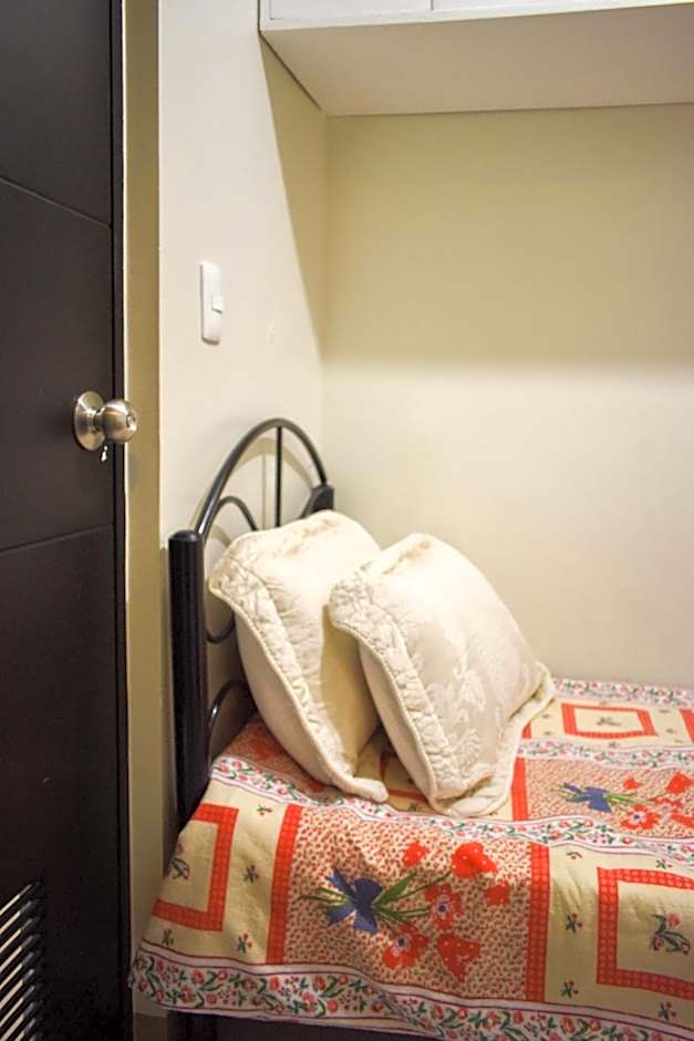 Manhattan Plaza Tower 1