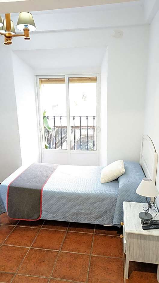 Hotel Las Palmeras by Vivere Stays