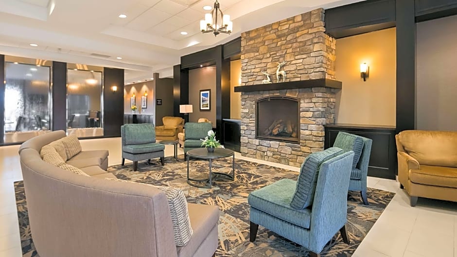 Best Western Plus Okotoks Inn & Suites