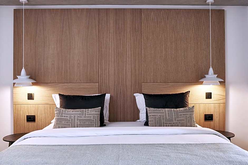 Atlantica Caldera Palace