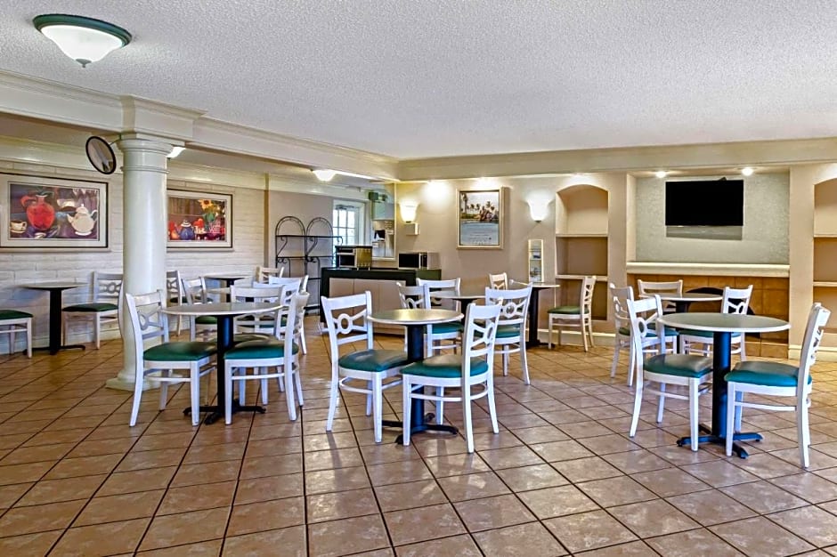 La Quinta Inn & Suites by Wyndham Stockton