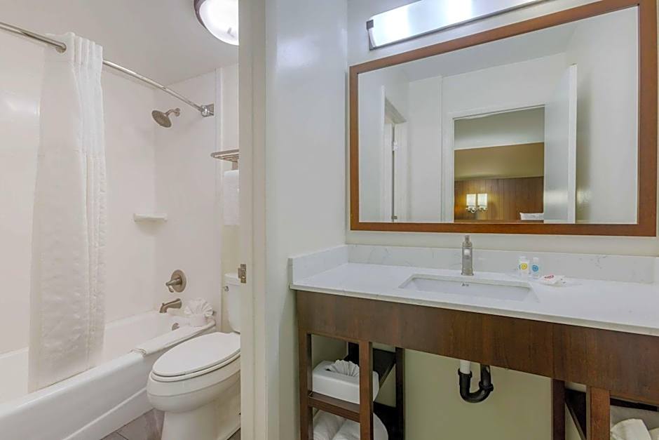 Comfort Suites At Sabino Canyon