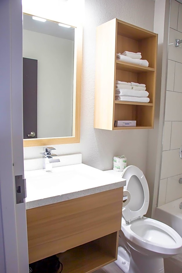 Microtel Inn & Suites by Wyndham Camp Lejeune/Jacksonville