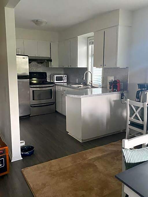 Room in an upper level 4 bedroom-1bathroom home on a quiet tree lined street