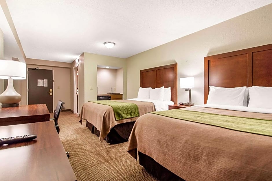 Comfort Inn & Suites Omaha