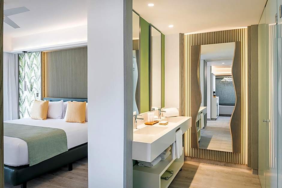 Catalonia Grand Costa Mujeres All Suites & Spa