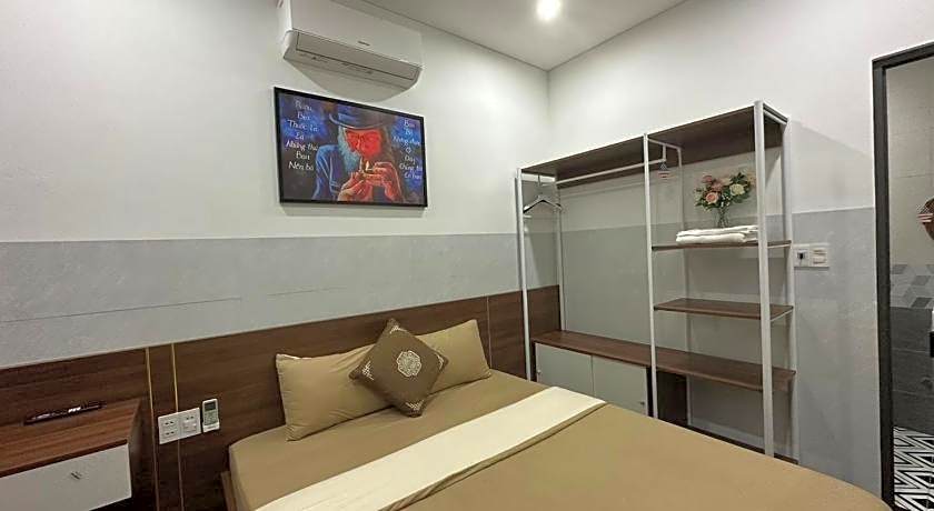 OYO 1193 Huynh Gia Hotel