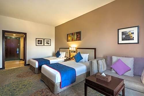 Photo 1 of 4 of Deluxe Twin Room