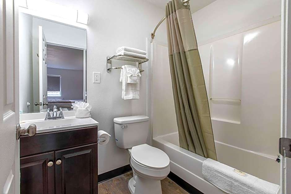 Suburban Studios Spartanburg - I-26