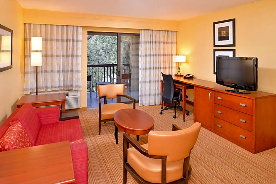 Courtyard by Marriott Tampa North/I-75 Fletcher