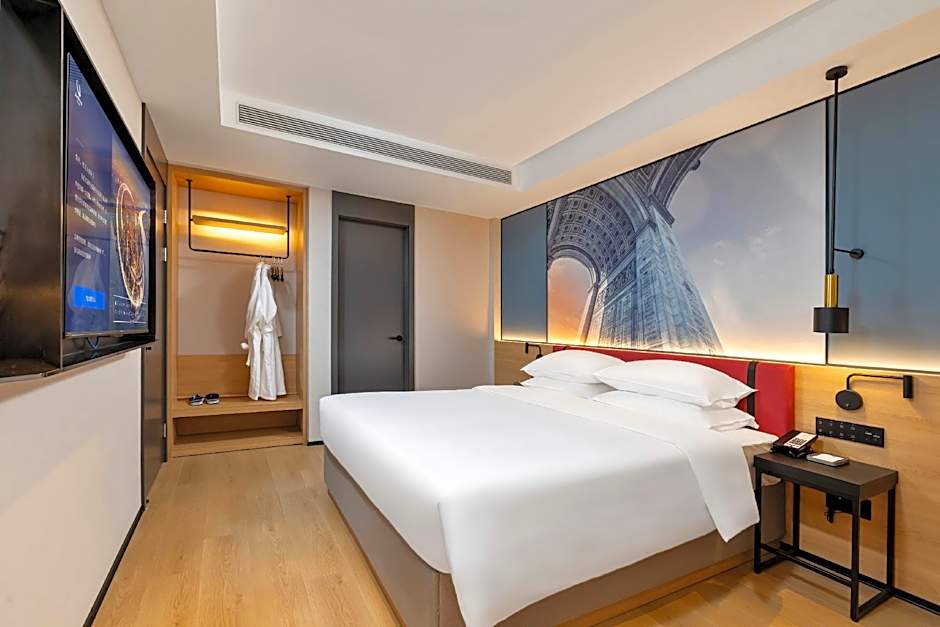 Campanile Hotel Changchun People's Square the Mixc