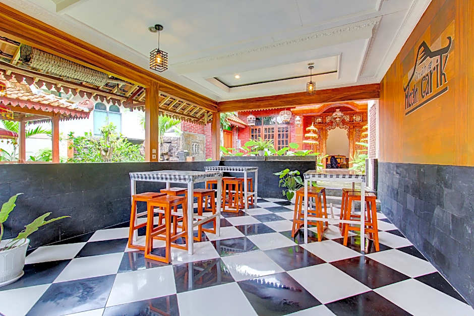 Hotel O Mbah Carik Homestay Syari'ah