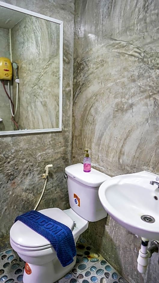 RoomQuest Amphawa VaylaSamran