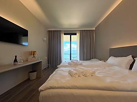 Superior Triple Room with Balcony and Lake View