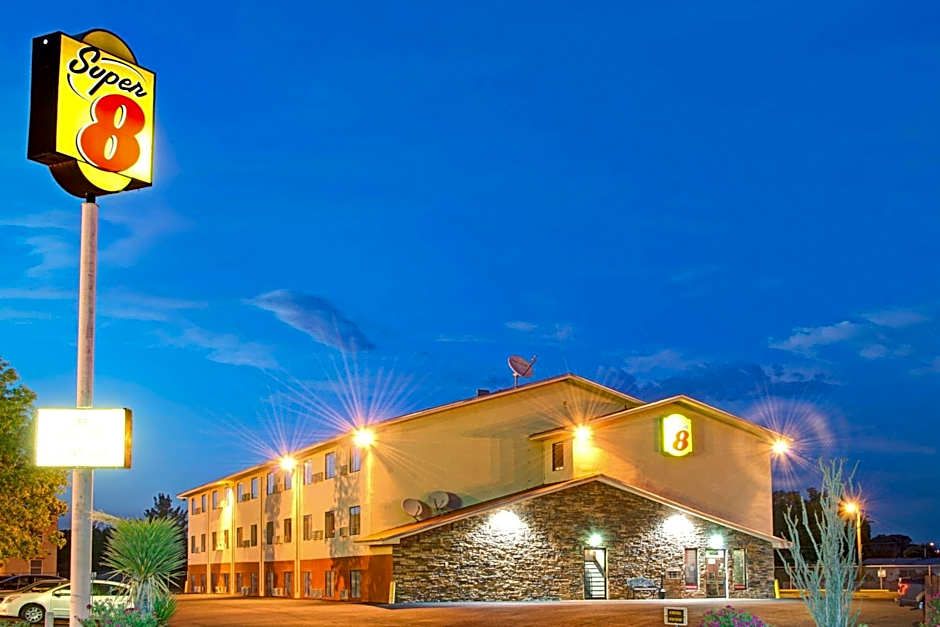 Super 8 by Wyndham Las Cruces University Area