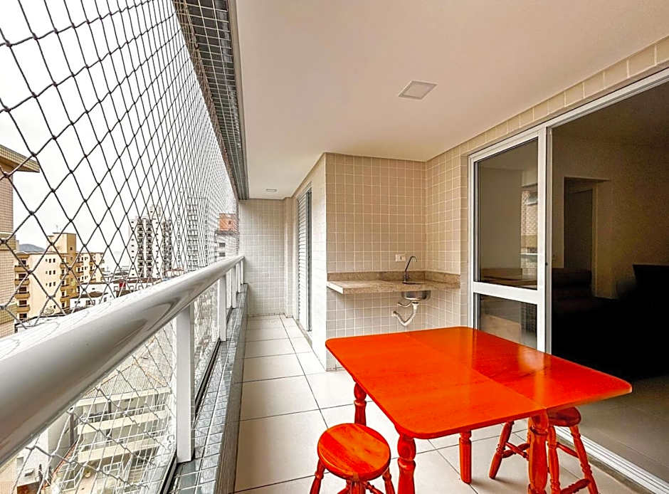 Apto com WiFi a 220m da Praia da Guilhermina SP