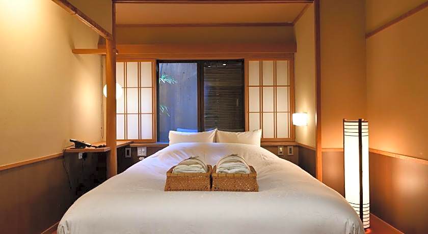 Yasaka-Yutone Serving Kyoto Cuisine Ryokan