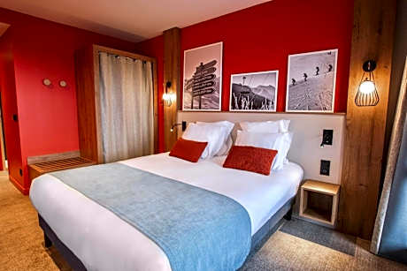Double Room with Mountain View