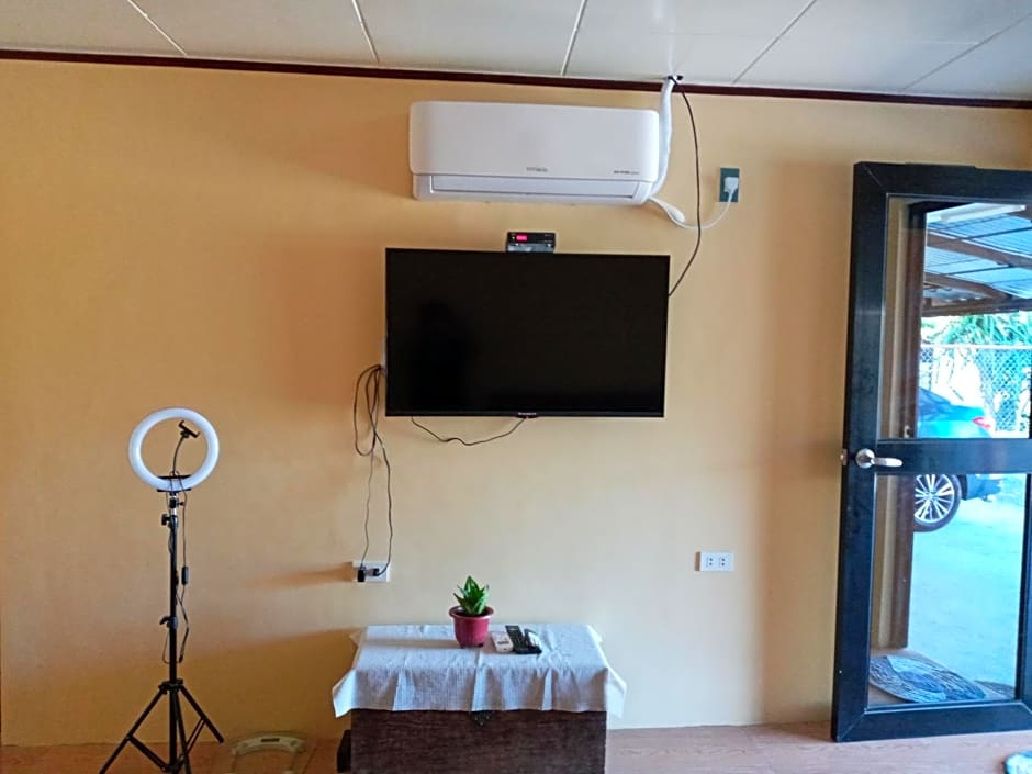 Vievan's transient house