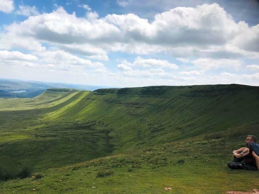 Entire Venue with Accommodation Sleeps up to 19 - Waterfall Country Escape Wales