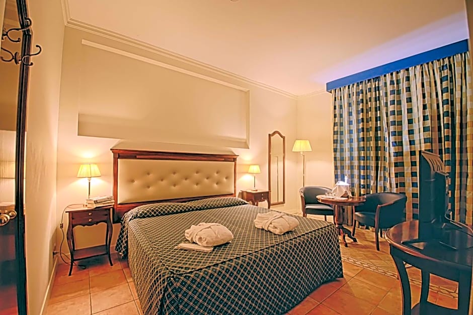 Capo Dei Greci Taormina Coast Hotel & SPA