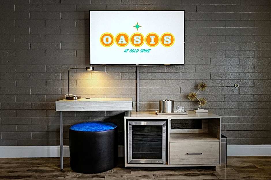 Oasis at Gold Spike
