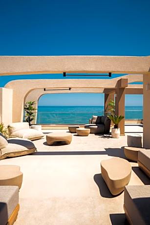 Batis Aero Beachfront Wellbeing Hotel