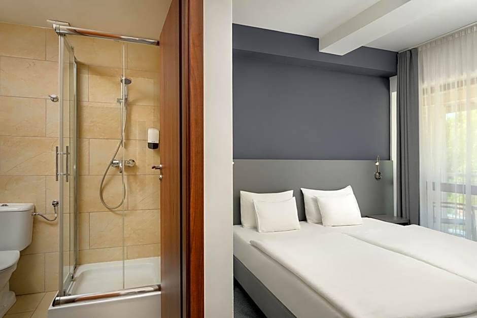 Hotel Yacht Wellness & Business