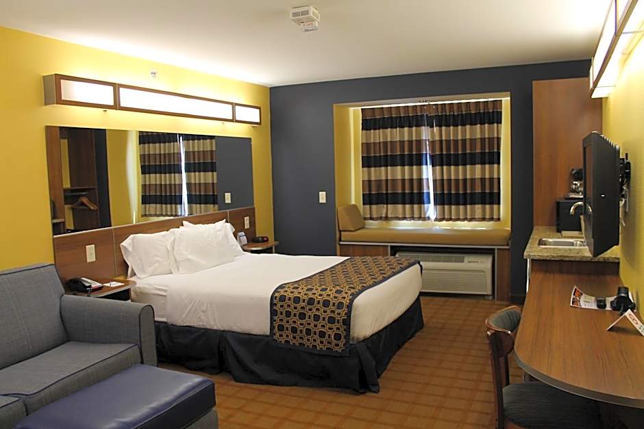 Microtel Inn & Suites by Wyndham Kearney