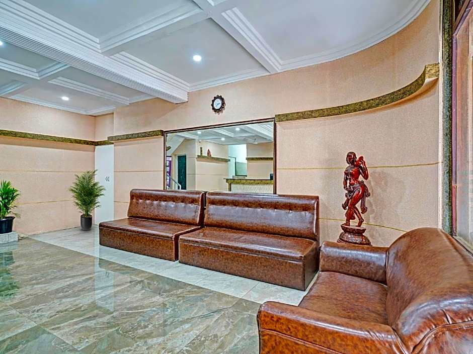 Capital O Rayan Plaza – Ernakulam, NE