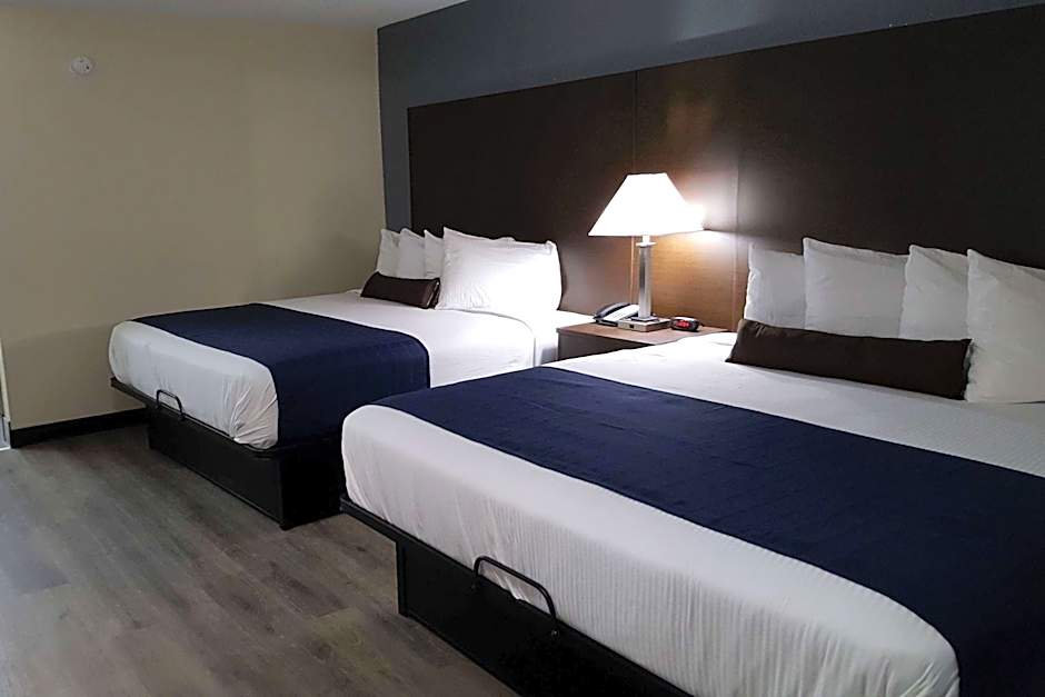 Photo 1 of 7 of 2 Queen Beds