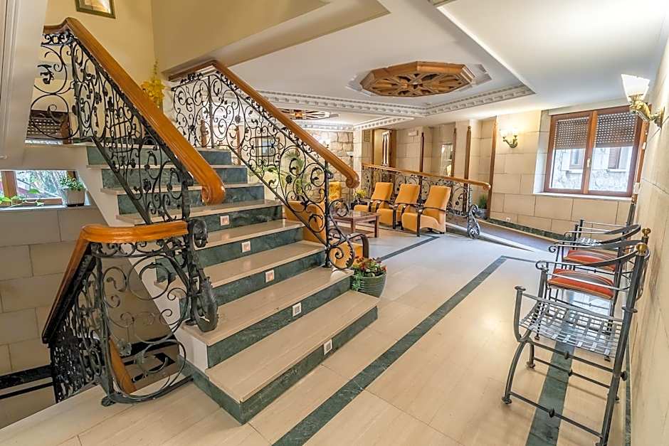 Hotel Santo Domingo de Silos