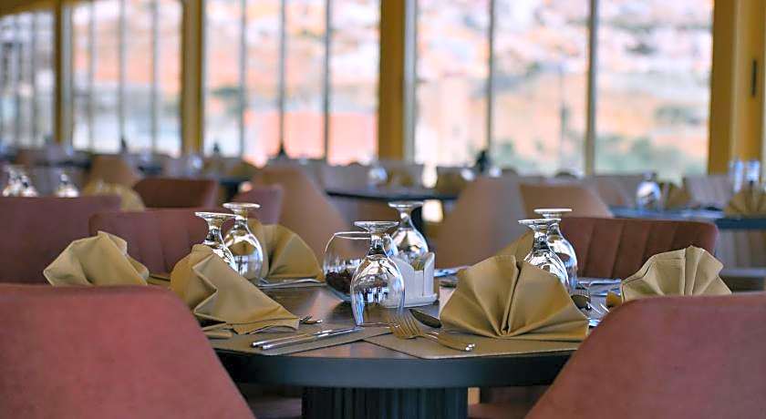 Petra Moon Hotel