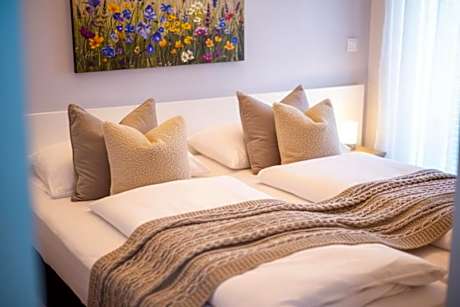 SHOME Hotel Graz I Self-Check-In I Free Parking