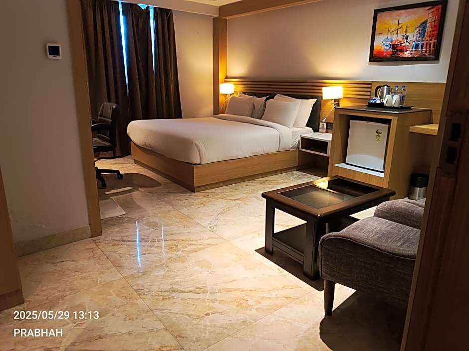 LUXUS INN DHANBAD