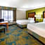 La Quinta by Wyndham Haywood Mall-Near Greenville Downtow