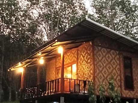 Mook Bamboo Bungalows