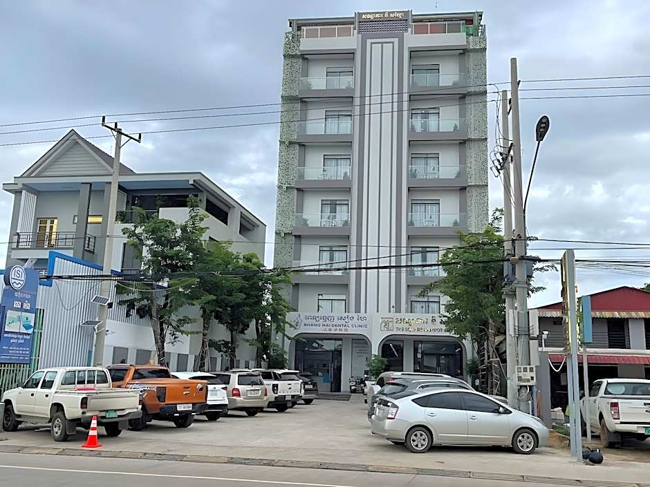 The Square Kampot Hotel