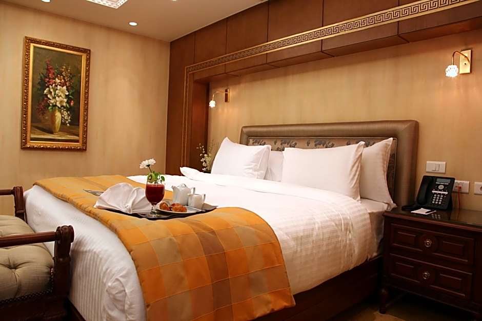 Helnan Landmark Hotel