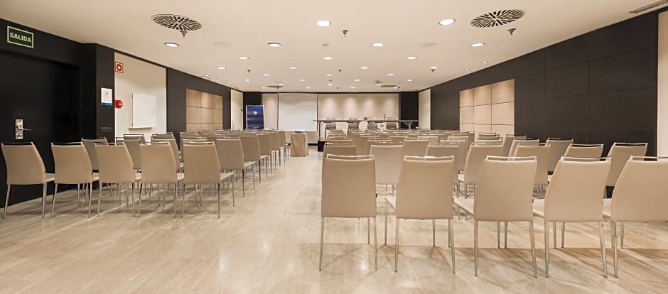 NH Paseo De La Habana